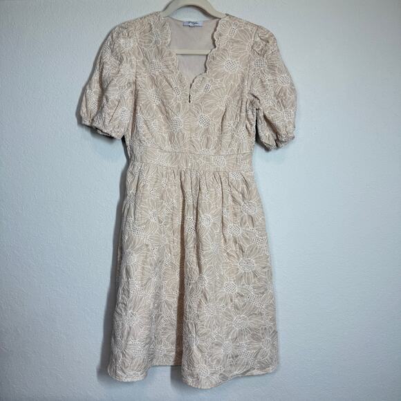 Women's Polagram Tan Eyelet Short Sleeve Fit and Flare Dress Size Medium - Picture 2 of 10